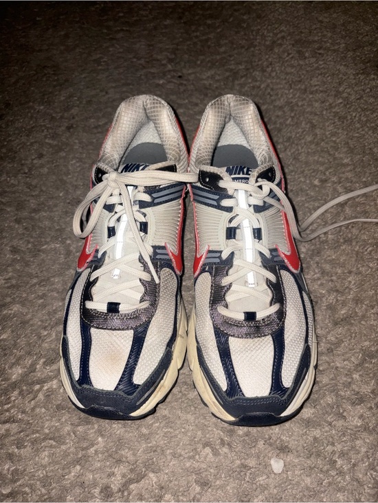 Nike Other - Men’s pre owned size 11.5 Nike Vomero 5 Team USA red white blue
